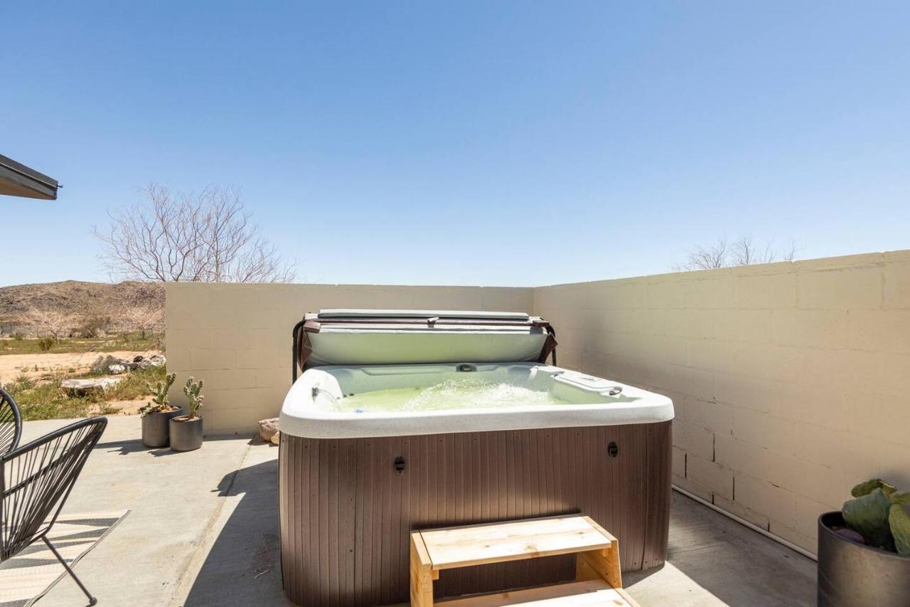 Starlight Mesa In Joshua Tree With Fire Pit Circle And Privacy Villa Yucca Valley Exteriör bild