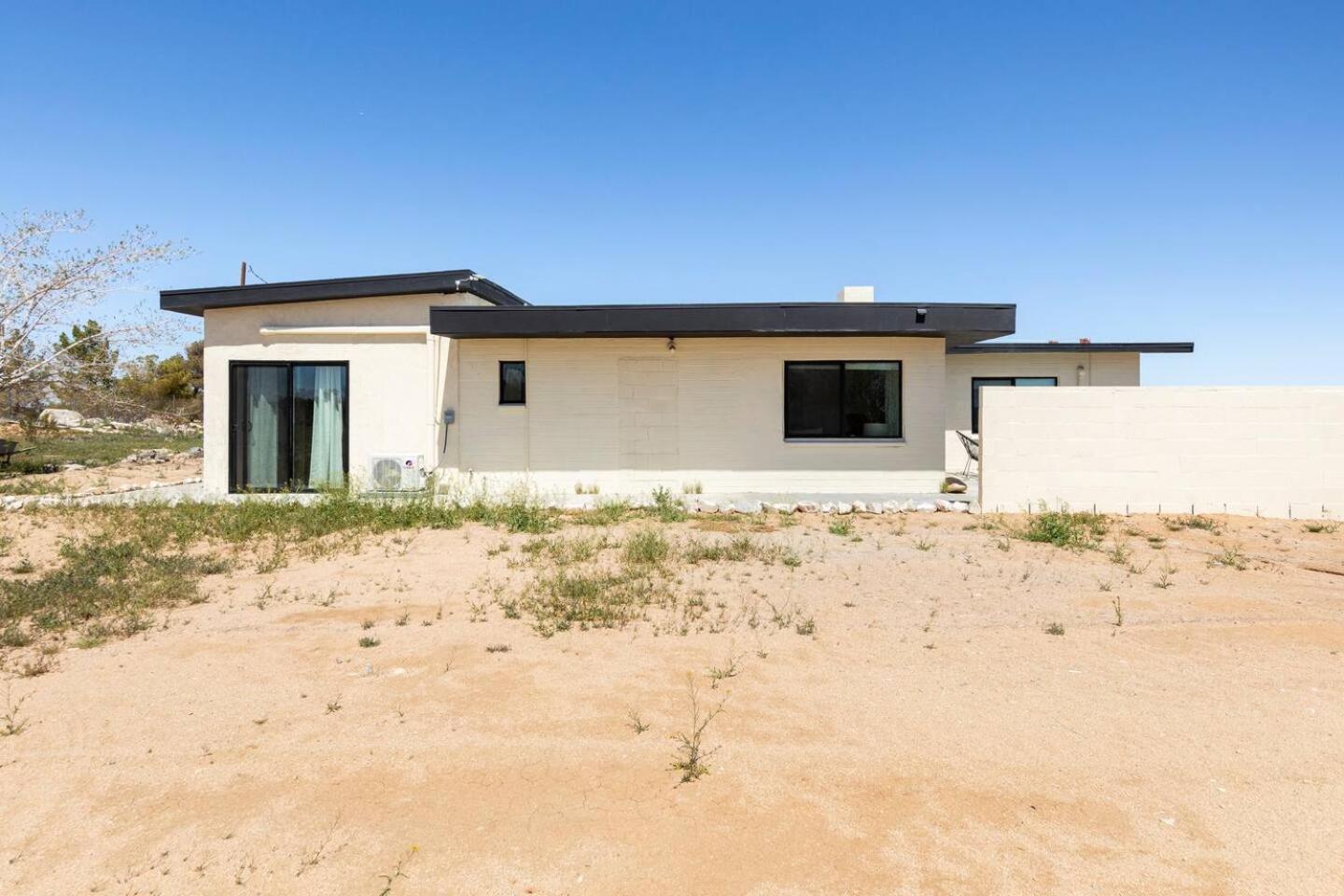 Starlight Mesa In Joshua Tree With Fire Pit Circle And Privacy Villa Yucca Valley Exteriör bild